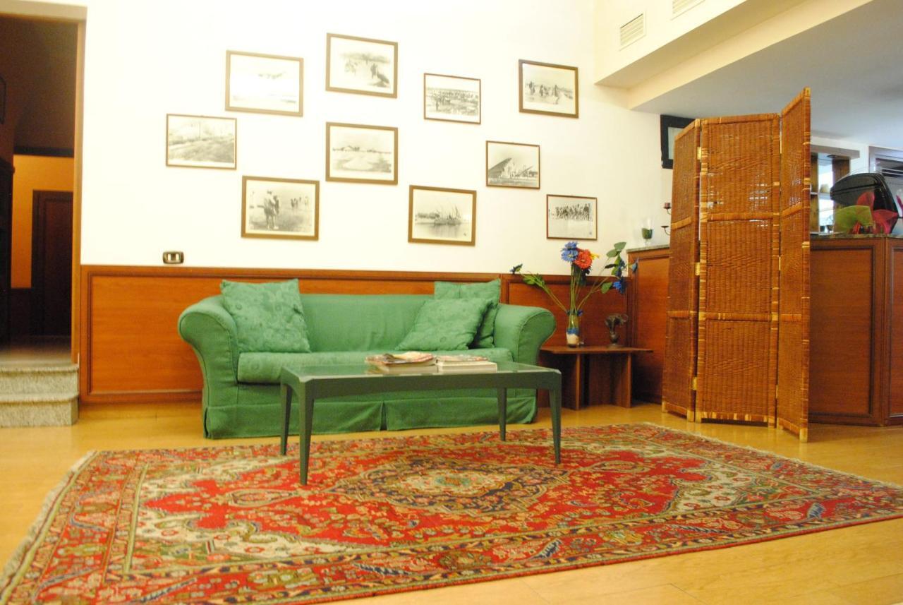 Hotel Octavia ローマ エクステリア 写真